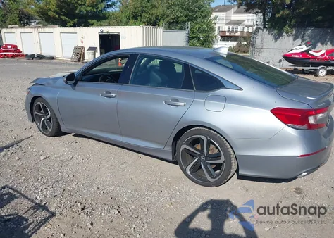 2018 Honda Accord Sport 2.0T z USA, uszkodzony, nr VIN 1HGCV2F35JA054578